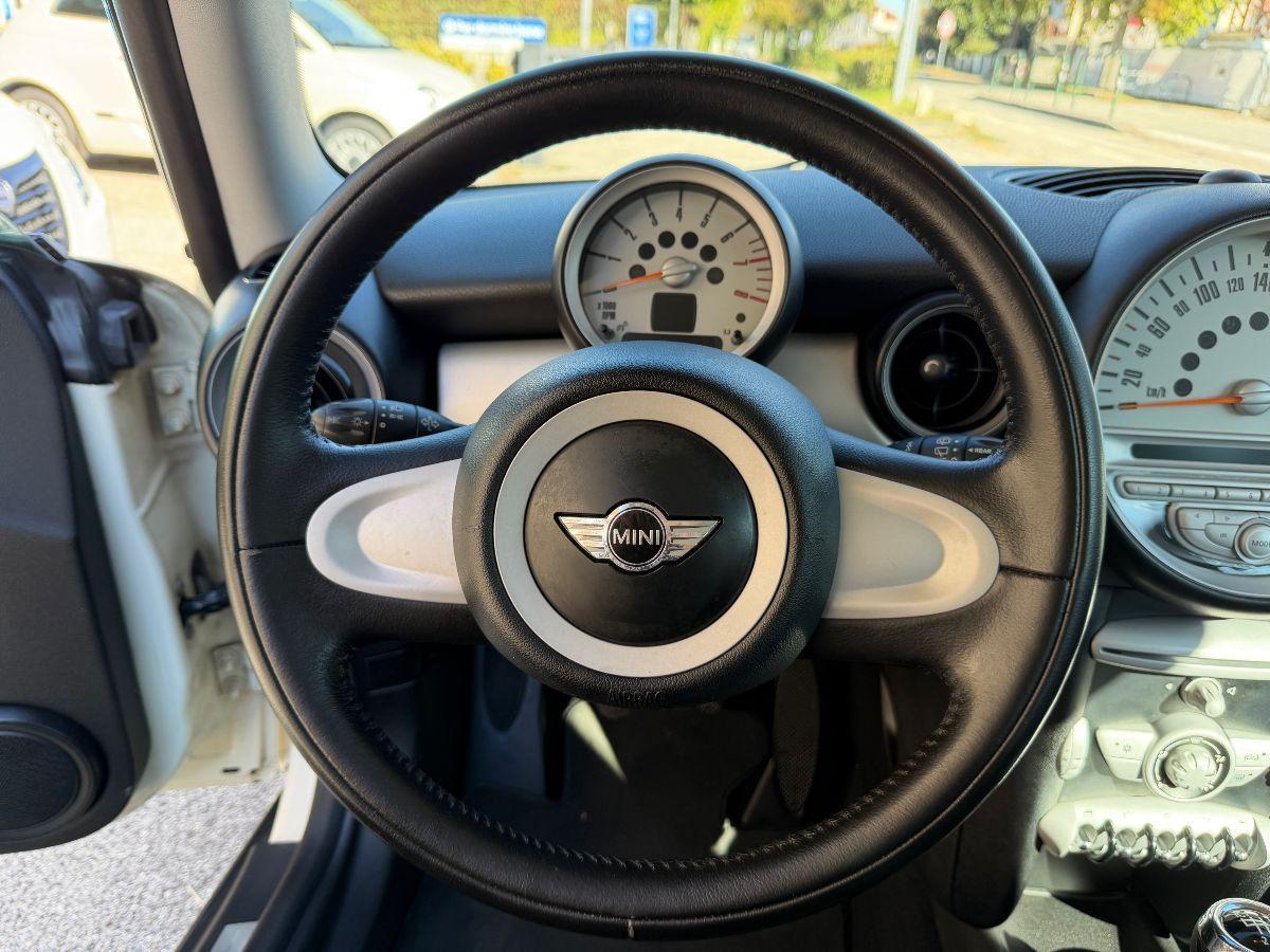 MINI - Mini - 1.4 16V One