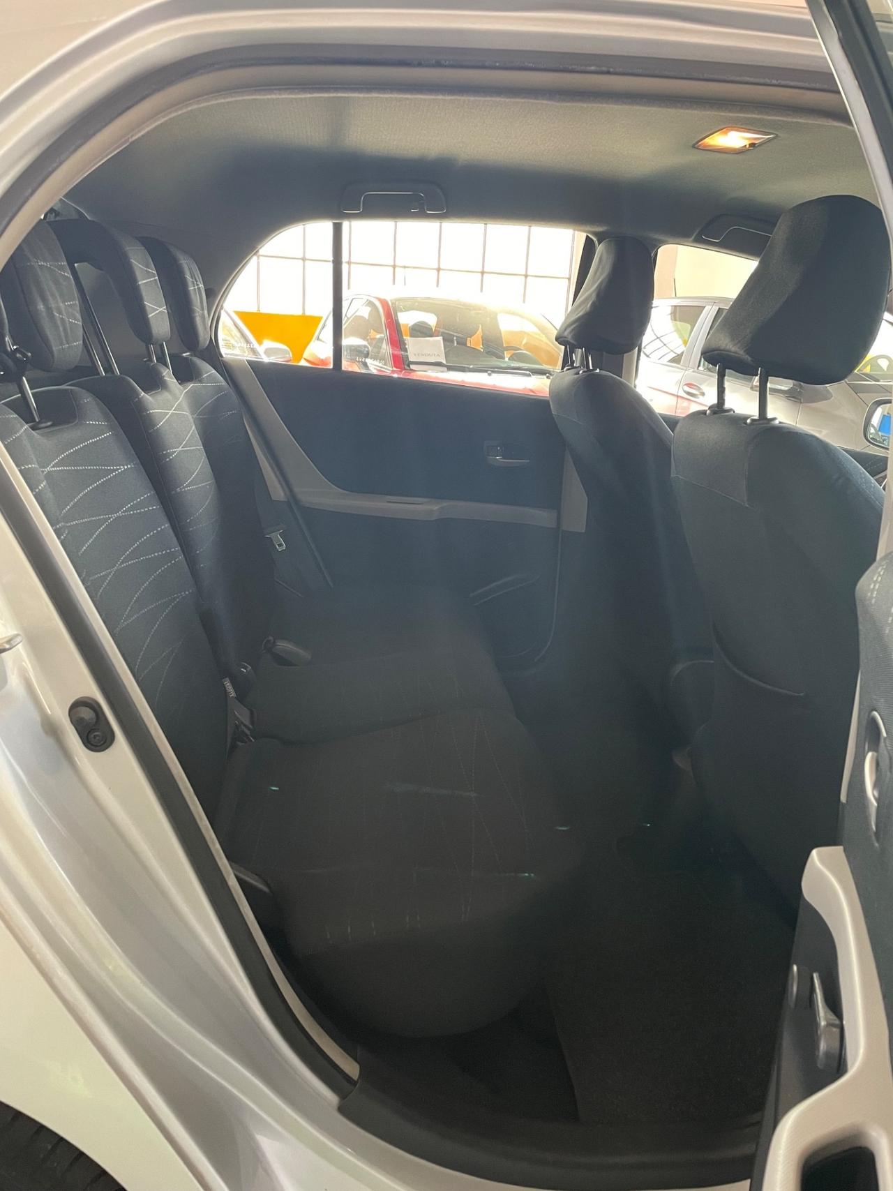 Toyota Yaris 1.3 5 porte
