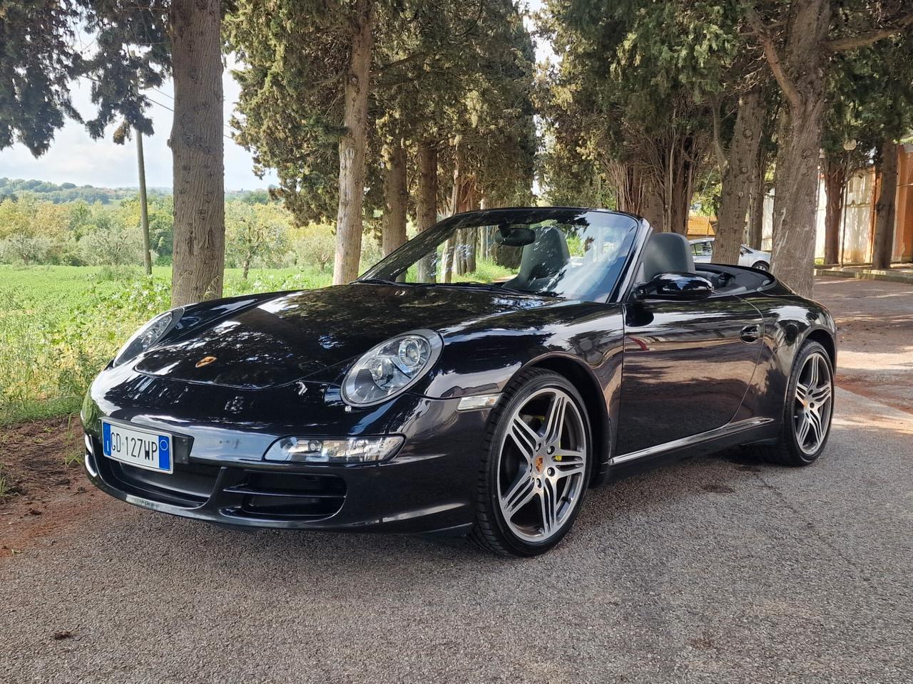 Porsche 911 Carrera Cabriolet