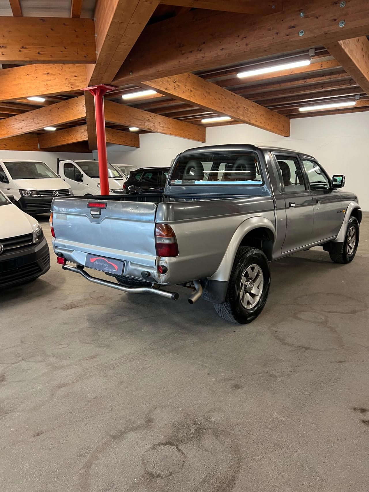 Mitsubishi L200 2.5 TDI 4x4 99PS/cv DC GLS Neopatentati