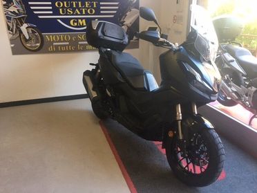 Honda ADV 350 ABS + TCS