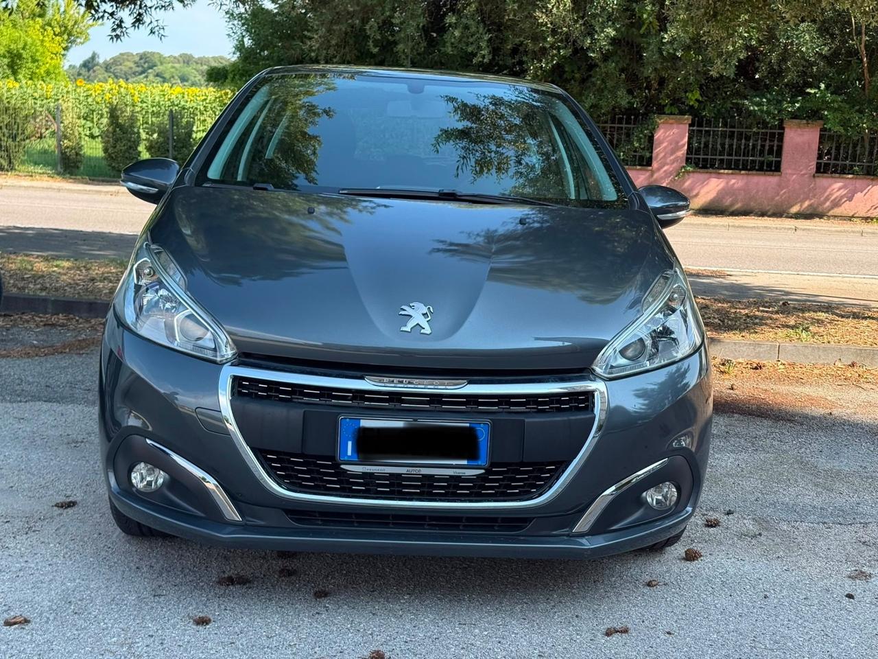 Peugeot 208 PureTech 82 5 porte Allure