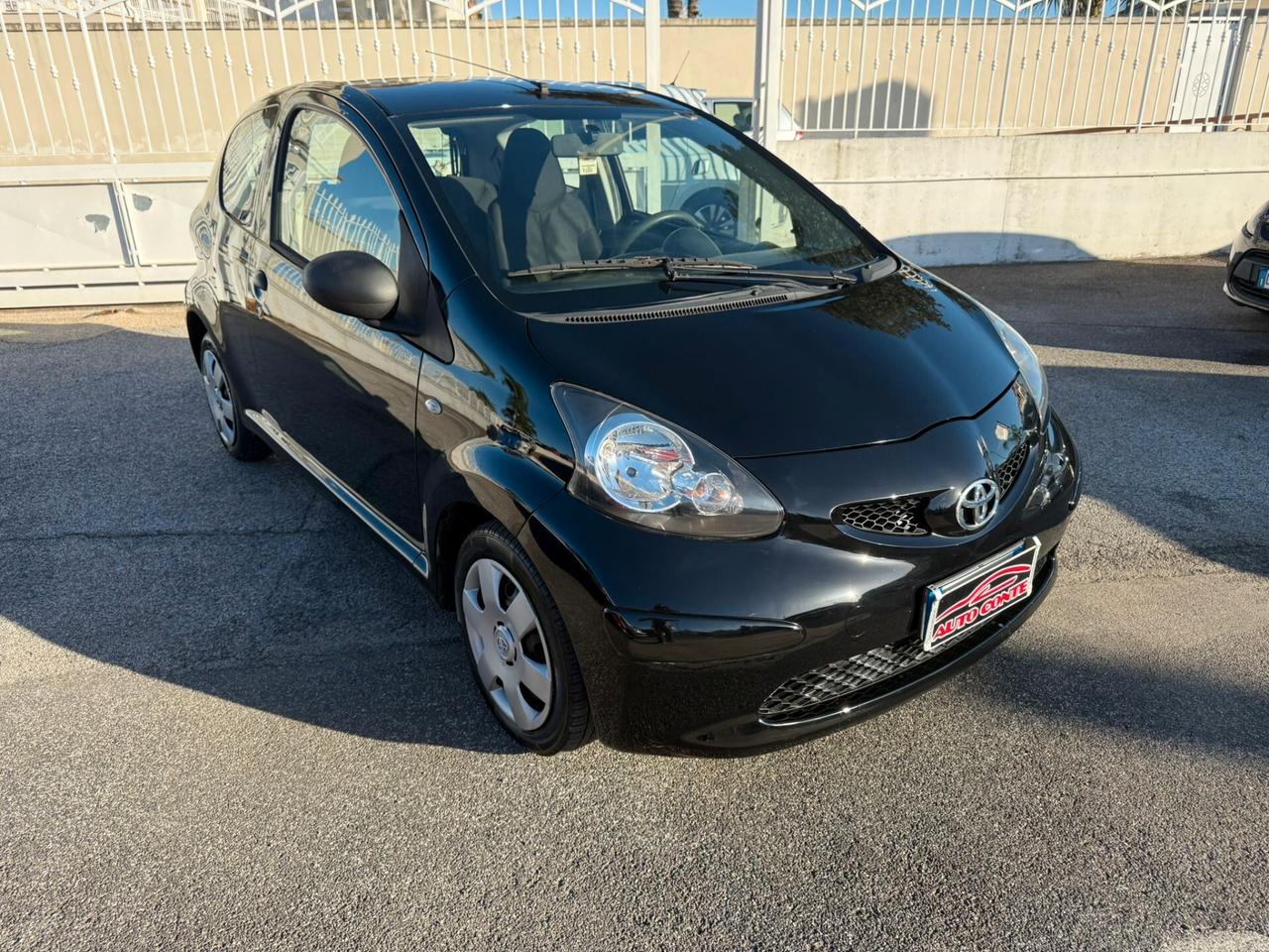 Toyota Aygo 1.0 VVT-i 69 CV 5 porte x-business