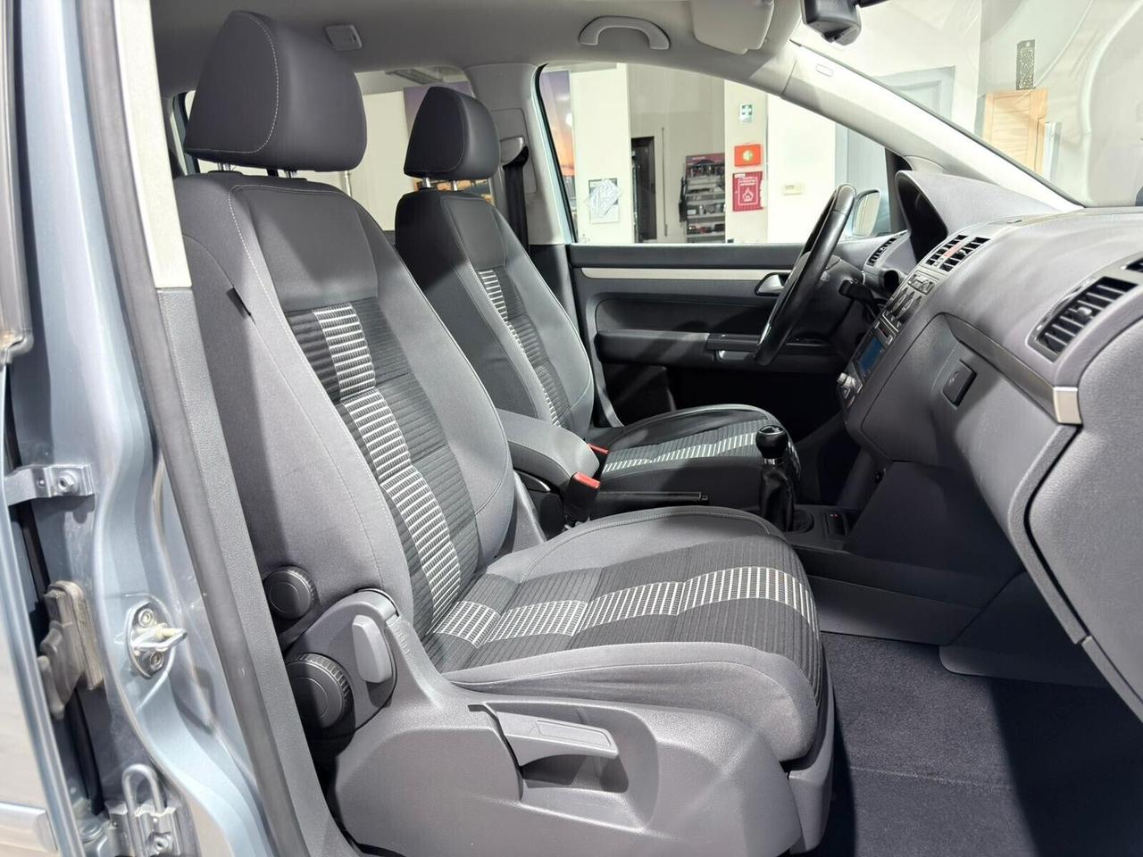 VOLKSWAGEN TOURAN 1.9 TDI 105cv 5P UNITED