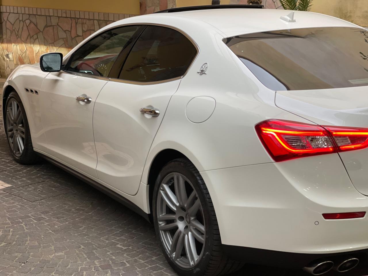 Maserati Ghibli V6 Diesel 275 CV,INTERNI CARTIER,TETTO APRIBILE.