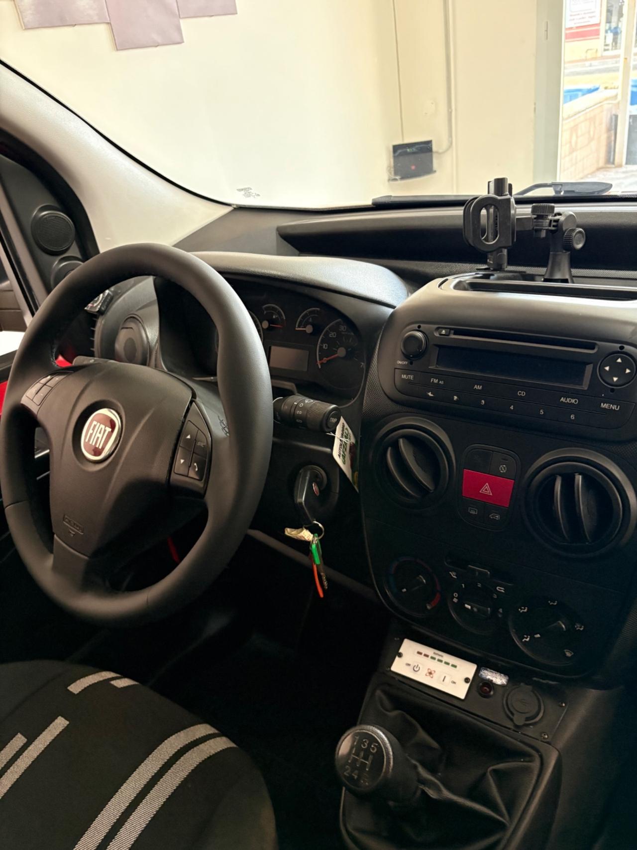 Fiat Fiorino 1.3 MJT 95CV Officina Mobile