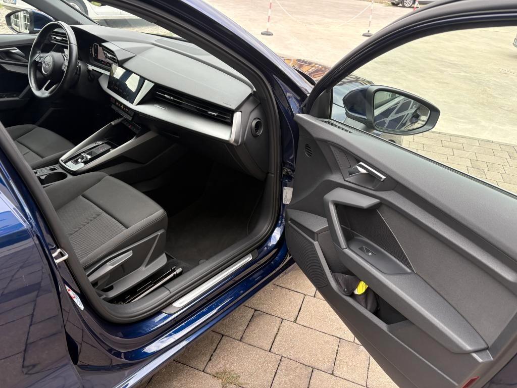 Audi A3 Sportback 30 TDI S Tronic Business Advanced