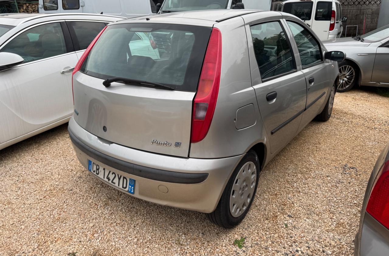 Fiat Punto 1.2i Neopatentato