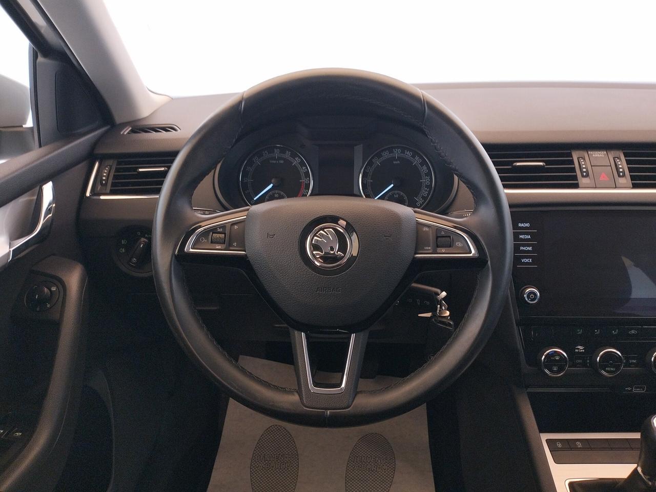Skoda Octavia 1.6 TDI SCR 115 CV Wagon Executive - NEOPATENTATI