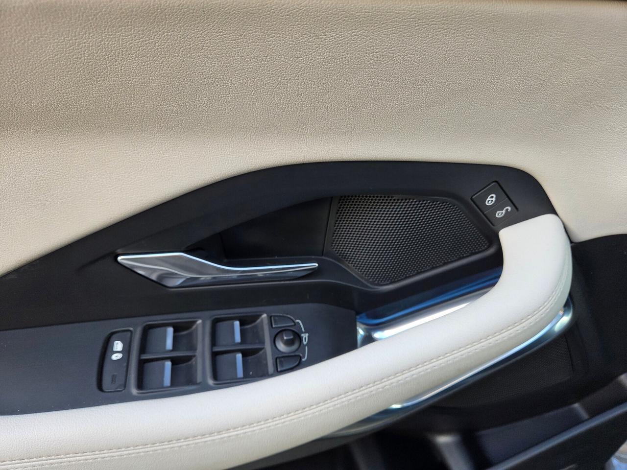 Jaguar E-Pace 2.0D 180 CV AWD aut. R-Dynamic S