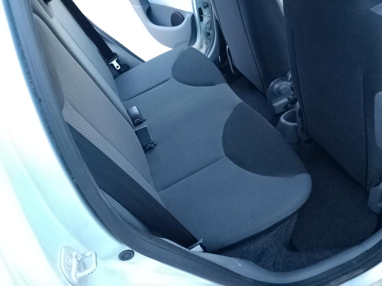 Toyota Aygo 1.0 12V VVT-i 5 porte Sol