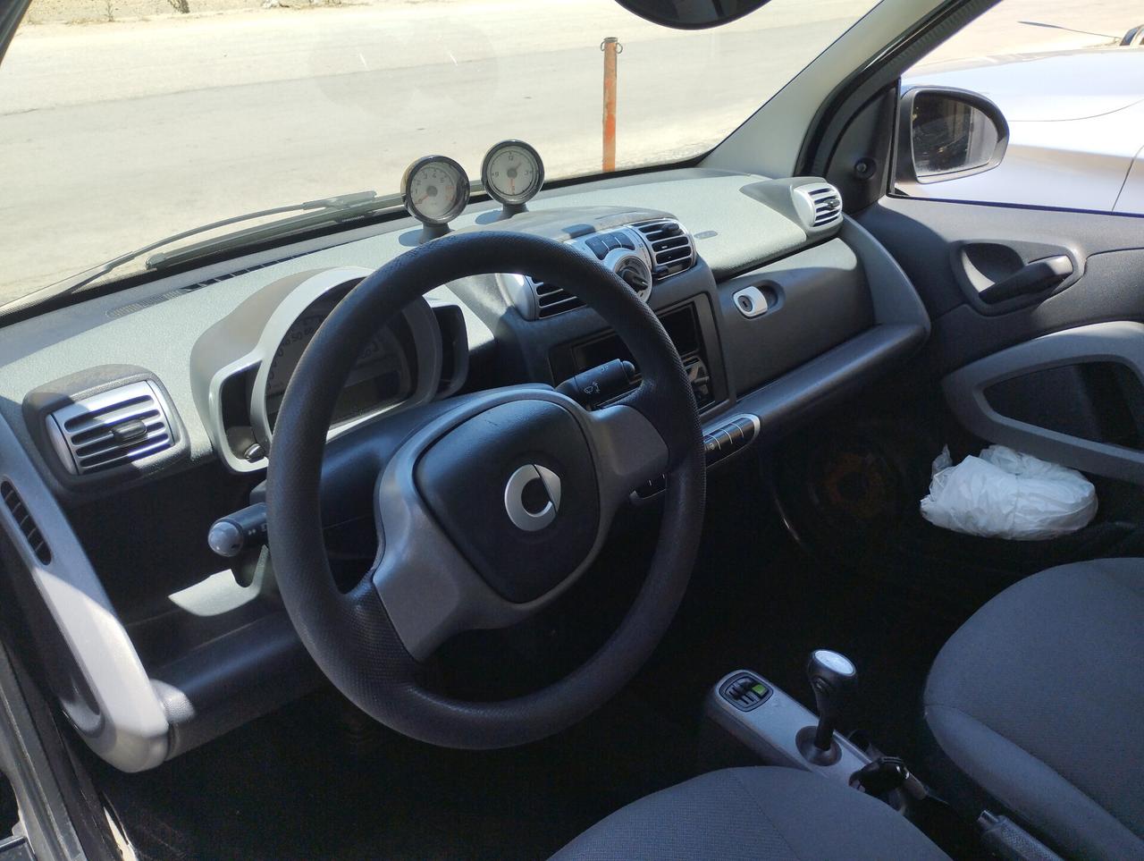 Smart ForTwo 1000 52 kW MHD coupé pure