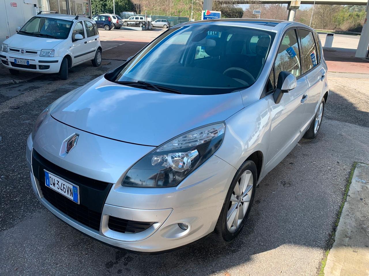 Renault Scenic Scénic X-Mod 2.0 dCi 160CV Luxe, solo 2 proprietari, tetto panoramico apribile