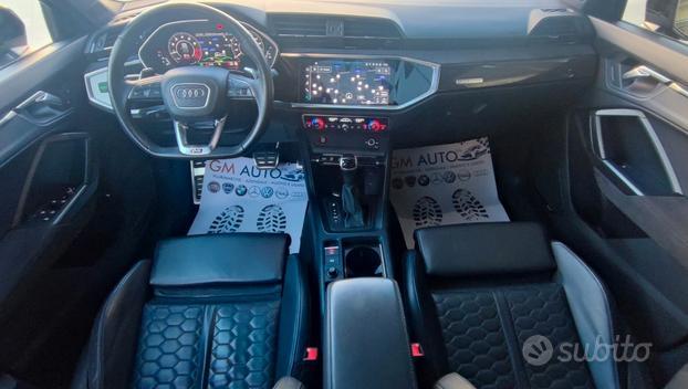 Audi Q3 RSQ3 SPB con tetto apribile italiana 2023
