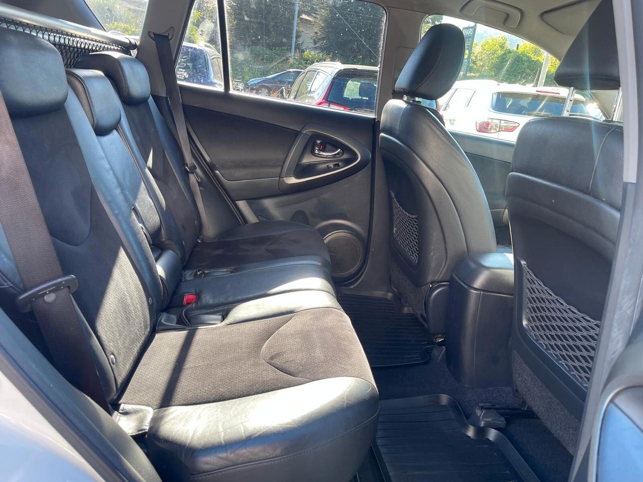 Toyota RAV 4 RAV4 2.2 D-4D 150 CV Lounge