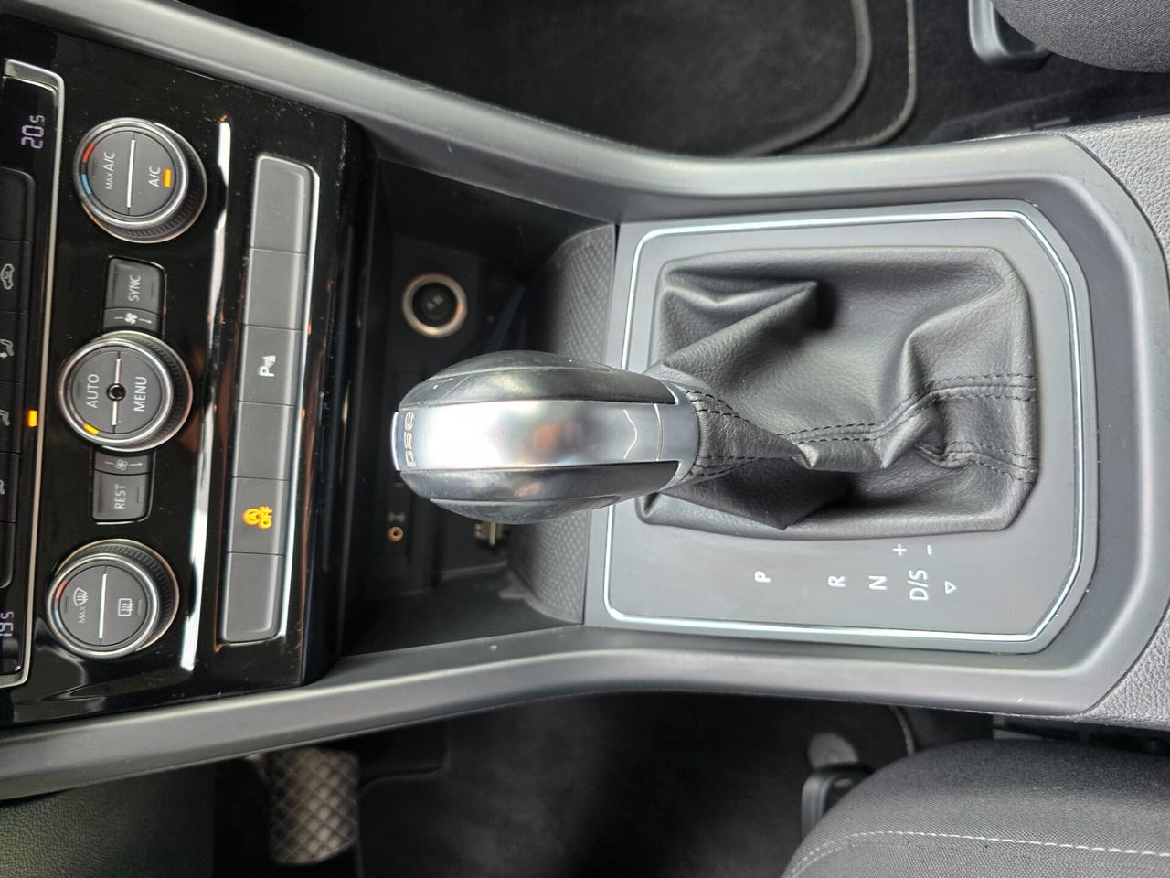 VW Touran 1.6 TDI 115 CV DSG 150000KM 5POSTI-2018
