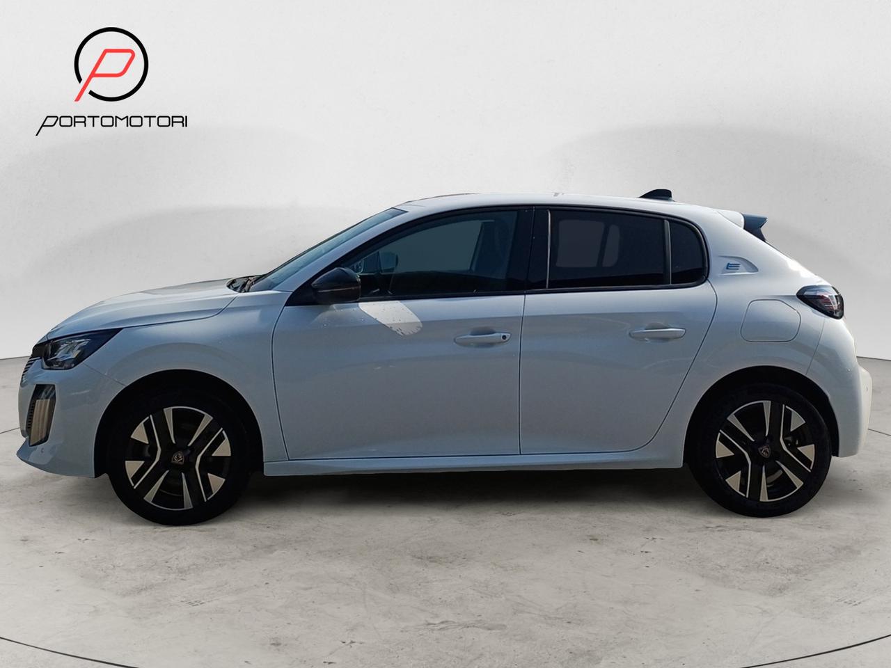 PEUGEOT e-208 ALLURE - Motore Elettrico 136cv (100kW)