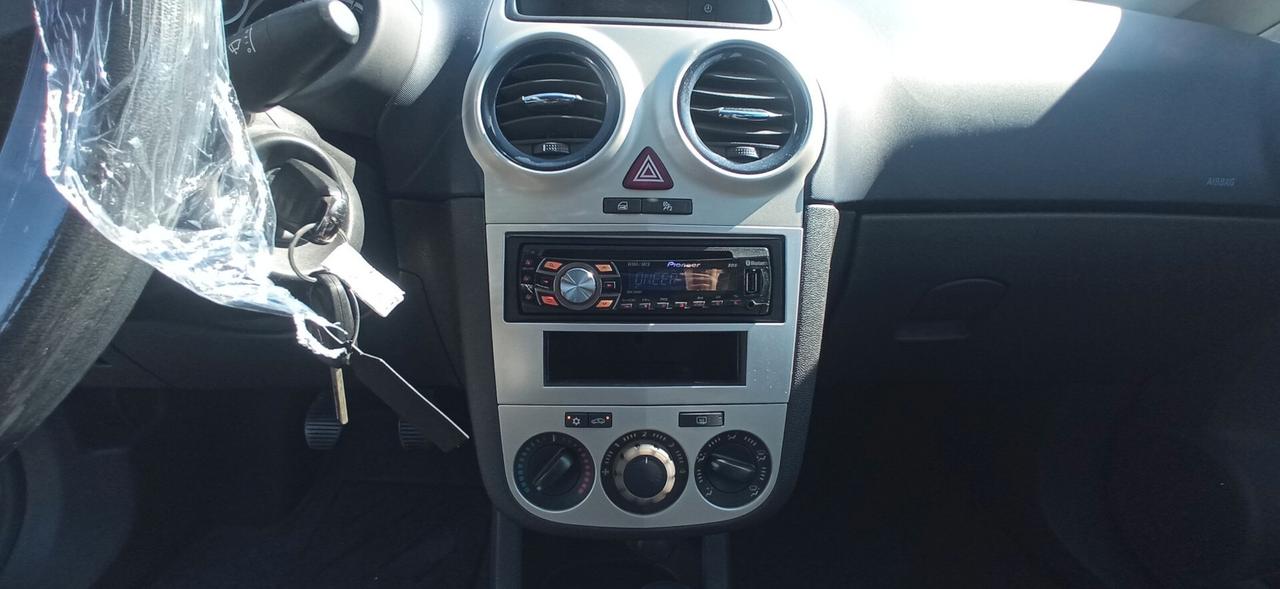 Opel Corsa 1.2 5 porte Enjoy