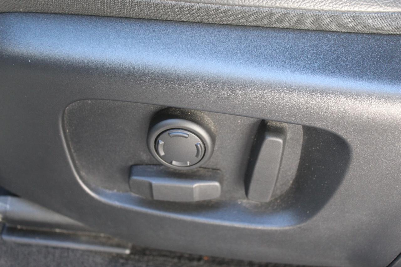 Land Rover Range Evoque 2.0D hybrid I4 163 CV AWD Auto R-Dynamic HSE