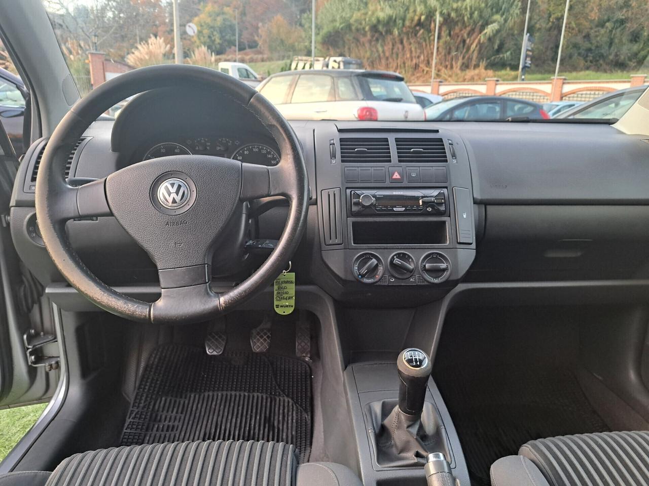 Volkswagen Polo 1.4/75CV / BENZ/ TETTO E SENSORI