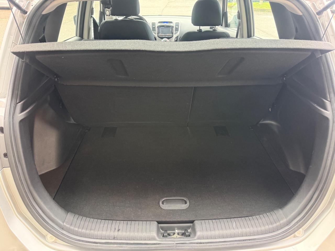 Hyundai iX20 1.4 66kw(90cv) Neopatentati Ok