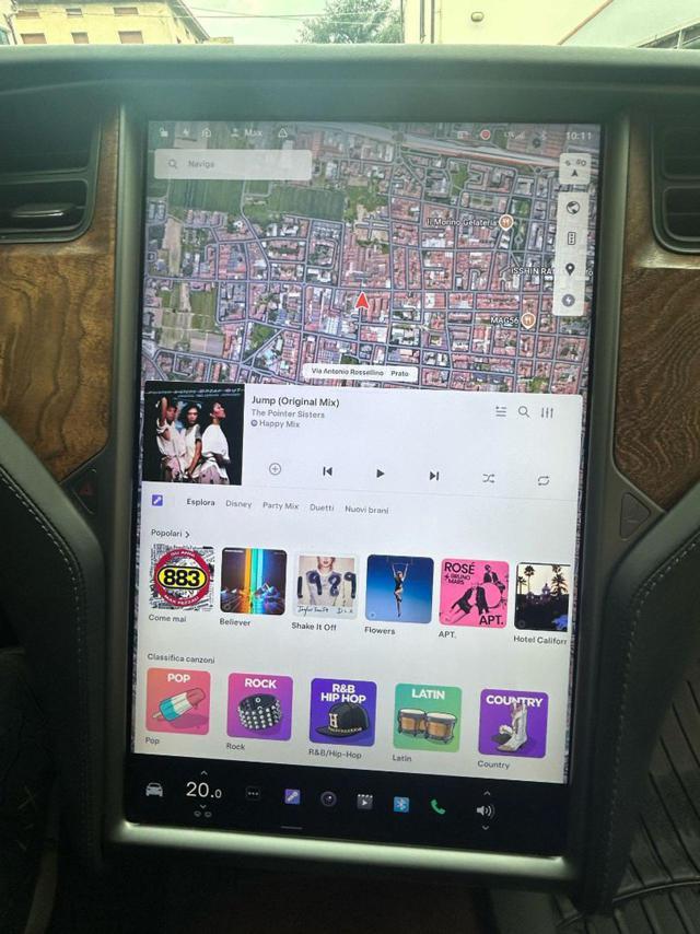 TESLA Model X Long Range AWD