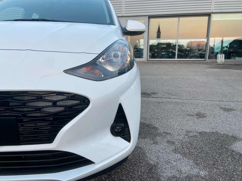 HYUNDAI i10 1.0 Login AuToM.