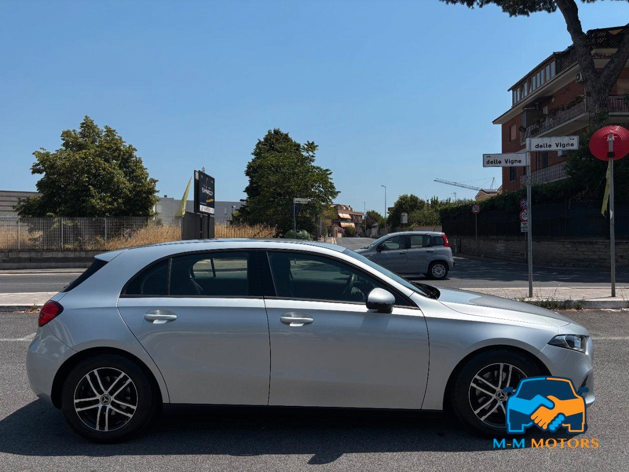 Mercedes A 180 Business 7G-DCT