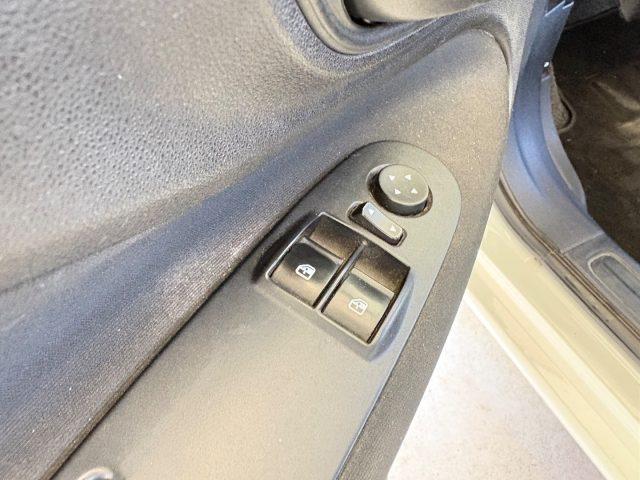 FIAT Punto 1.2 8V 5 porte Lounge EURO 6 TENUTA BENE