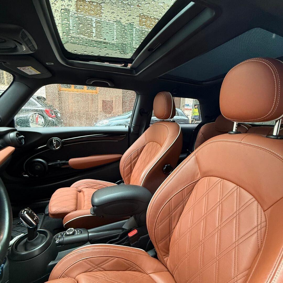 Mini Cooper S allestimento JCW