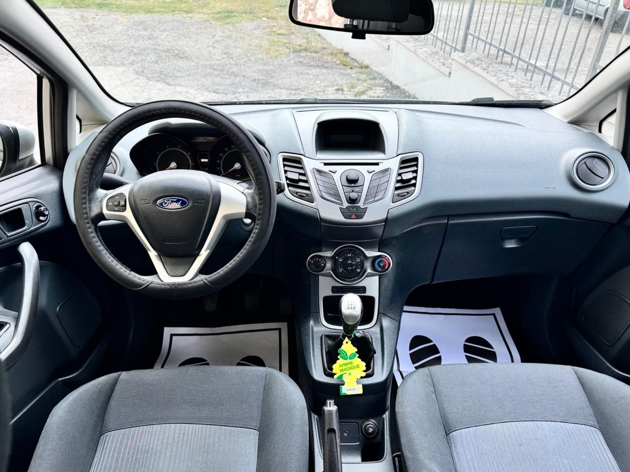 Ford Fiesta 1.2 ideale neopat garanzia 12 mesi