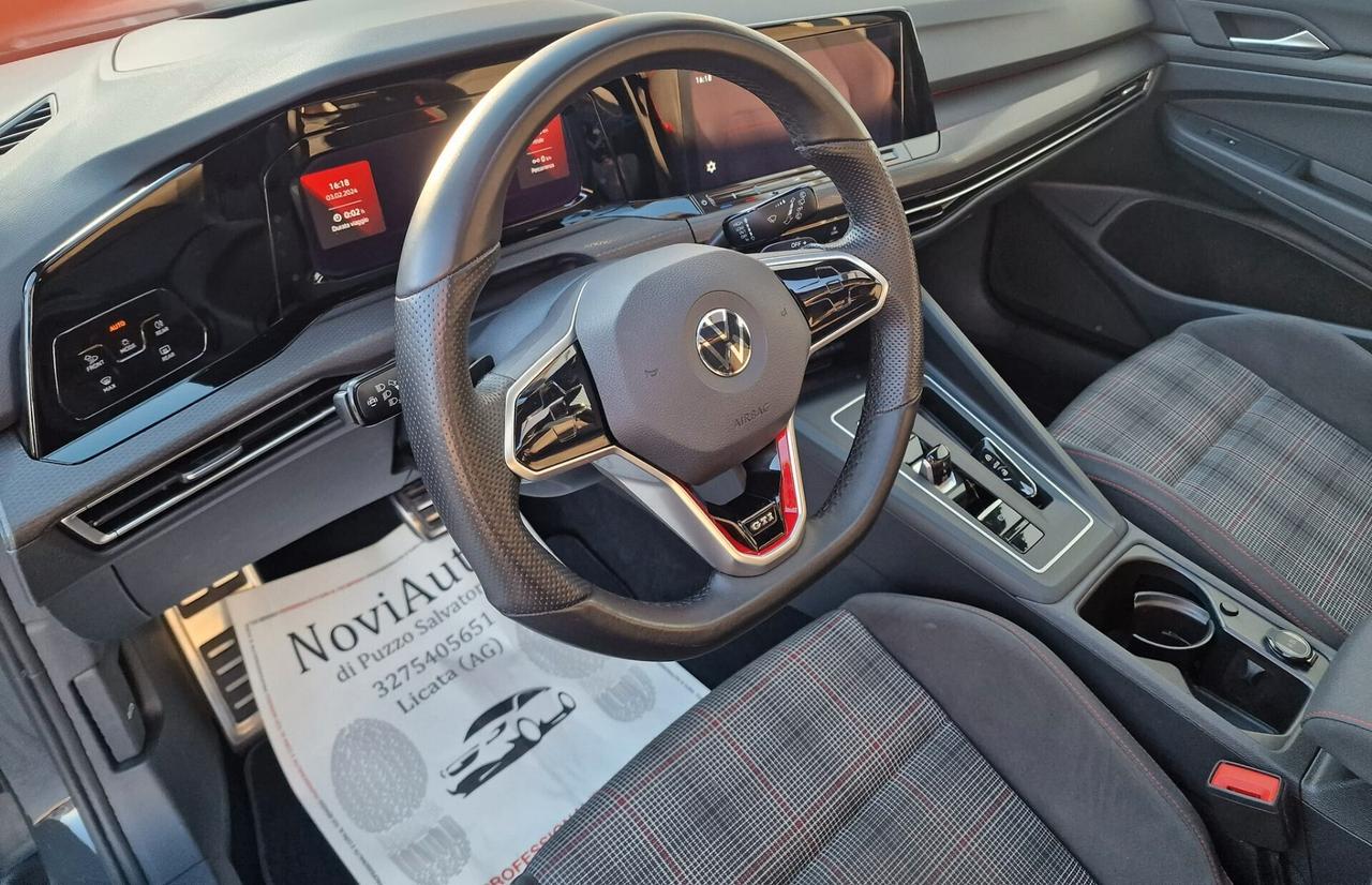 Golf GTI 2.0 TSI 245CV