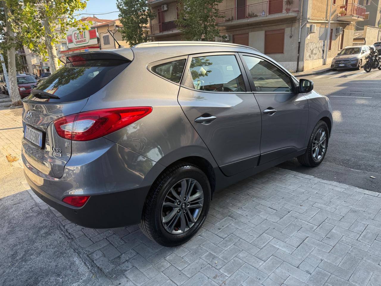 Hyundai iX35 1.7 CRDi 2WD Xpossible