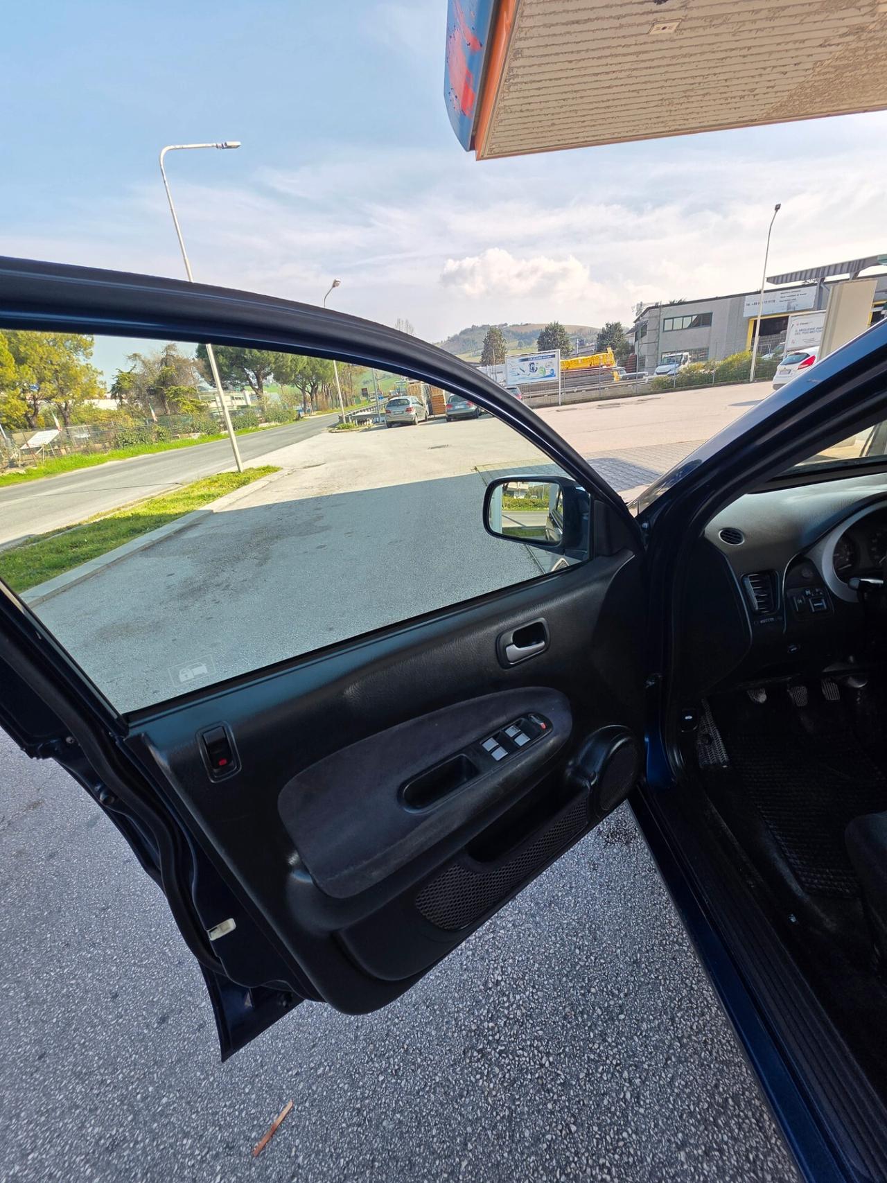 Honda HR-V Neo patentati