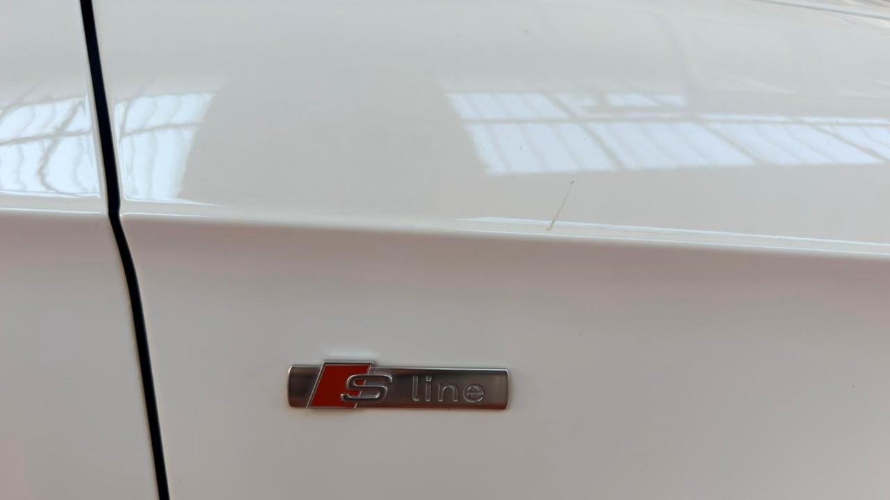 Audi A3 2.0 TDI 150 CV clean diesel Ambition