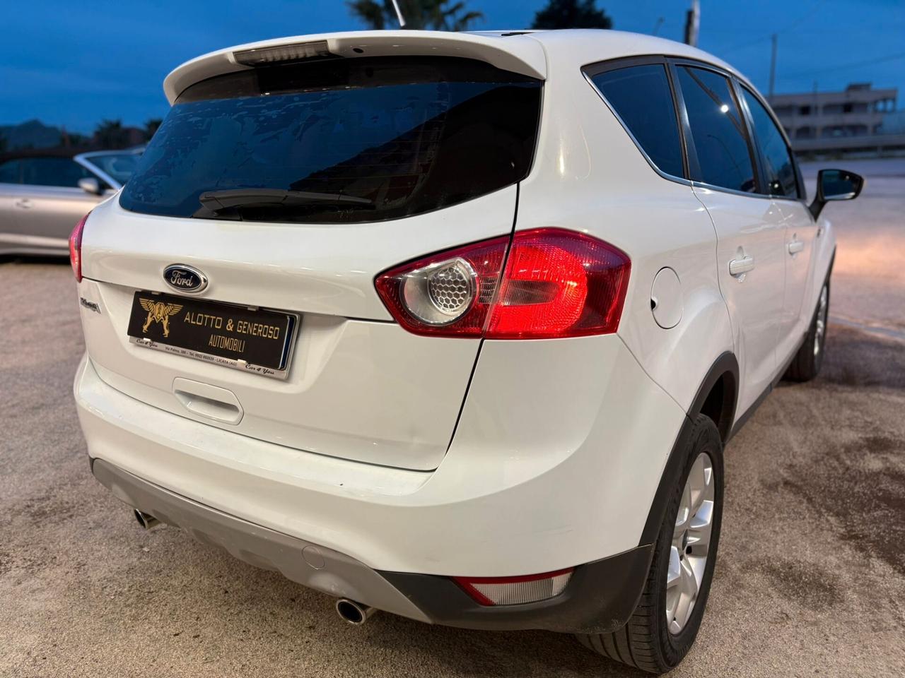 Ford Kuga 2.0 TDCI 140 CV 2WD
