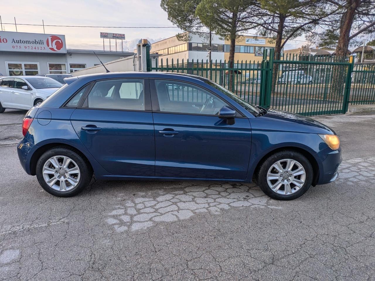 Audi A1 1.6 TDI S line edition plus