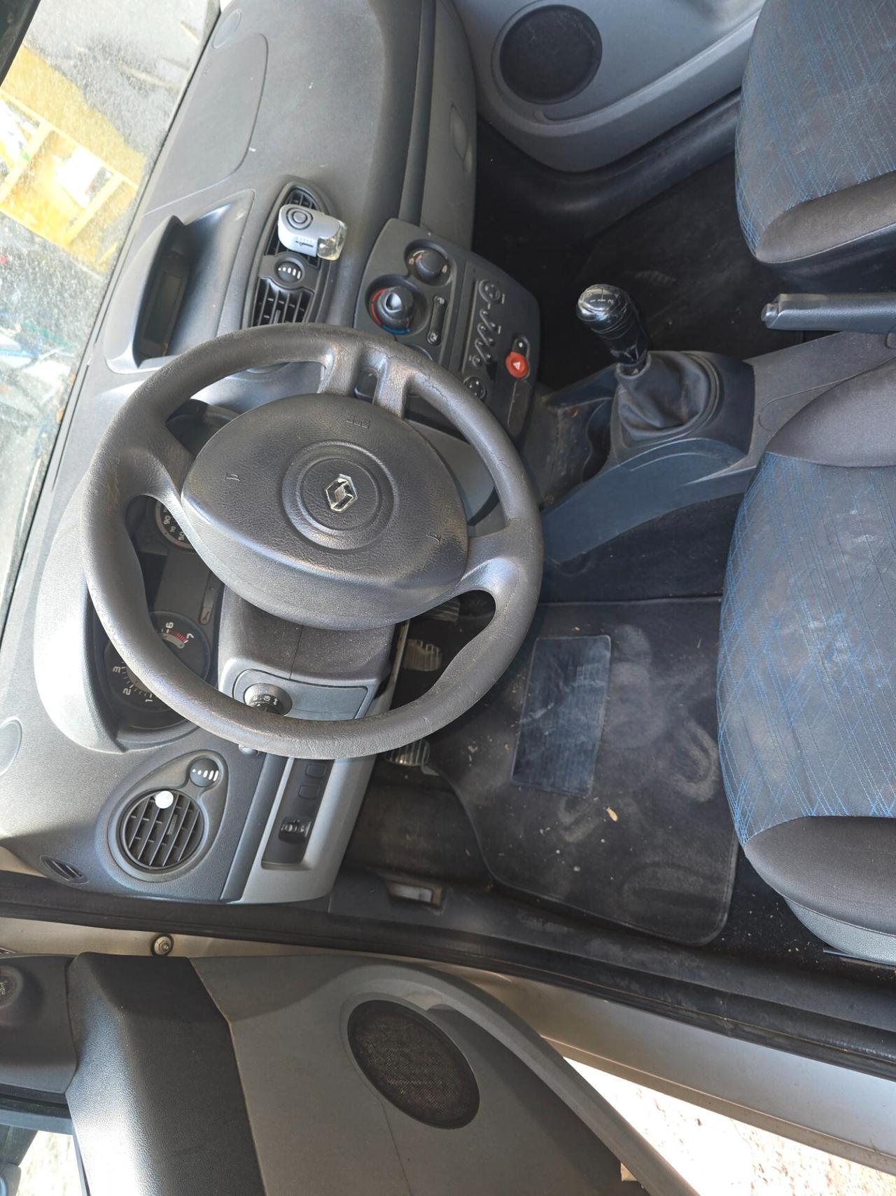 Renault Clio Storia 1.2 3p. Gran Confort Van