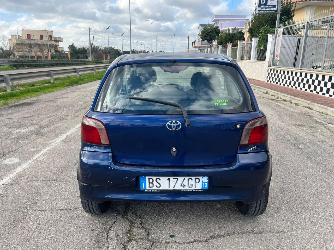 Toyota Yaris 1.0i 16V cat 3 porte Sol 2001