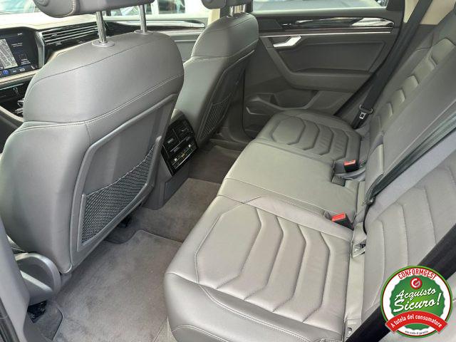 VOLKSWAGEN Touareg 3.0 V6 TDI SCR Atmosphere