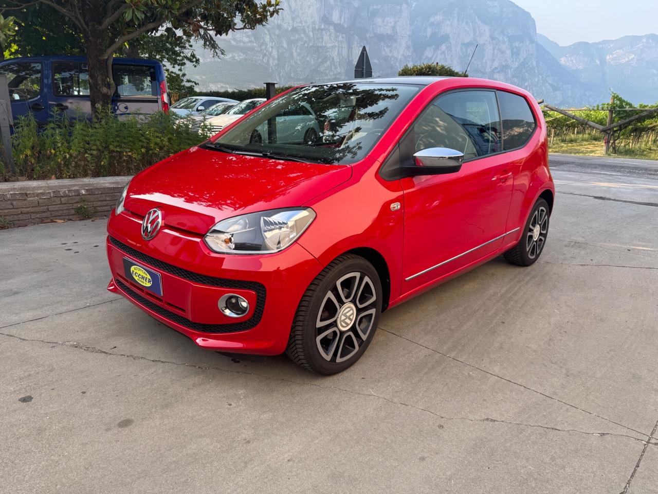 Volkswagen up! 1.0 75 CV 3p. high up! TETTO PANORAMICO