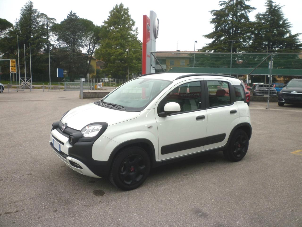 FIAT Panda 1.0 Hybrid 70 CV Cross BIANCO 2022