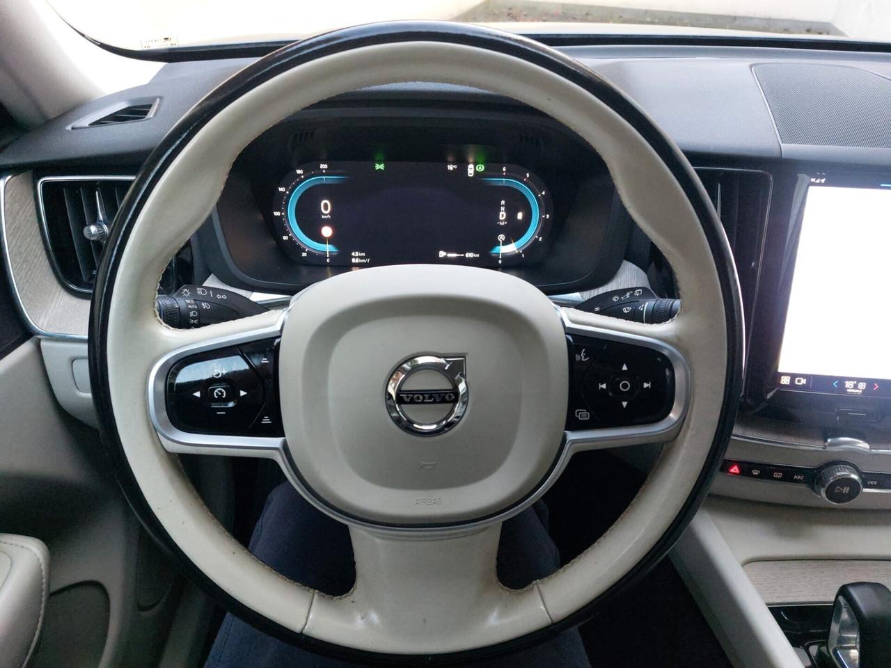 Volvo XC 60 XC60 2.0 b4 Plus Bright awd auto