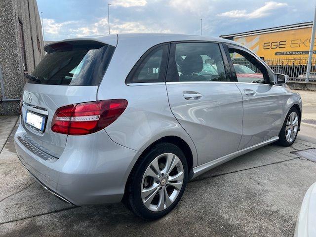 MERCEDES-BENZ B 180 Premium CAMBIO AUTOMATICO