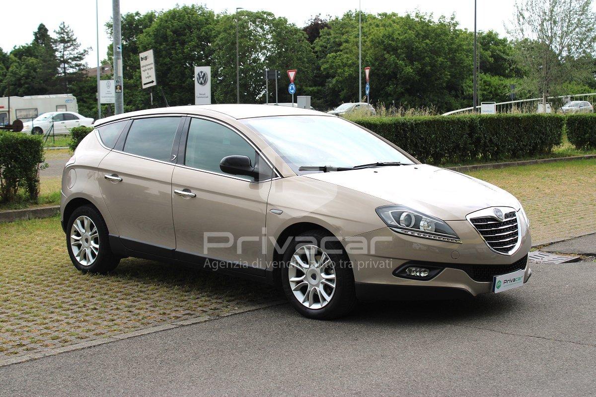 LANCIA Delta 1.6 MJT DPF 105 CV Silver