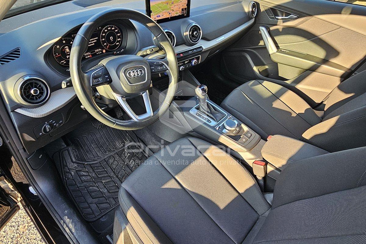 AUDI Q2 30 TDI S tronic Business