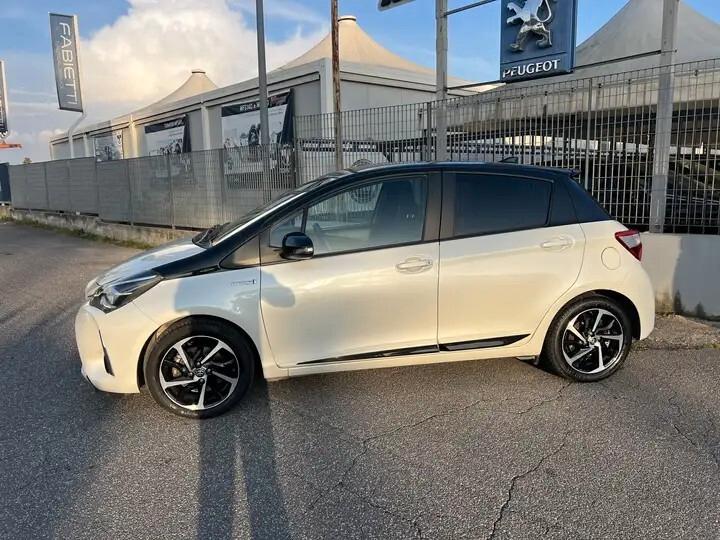 Toyota Yaris III 2017 5p 1.5h Trend Blue Edition my18