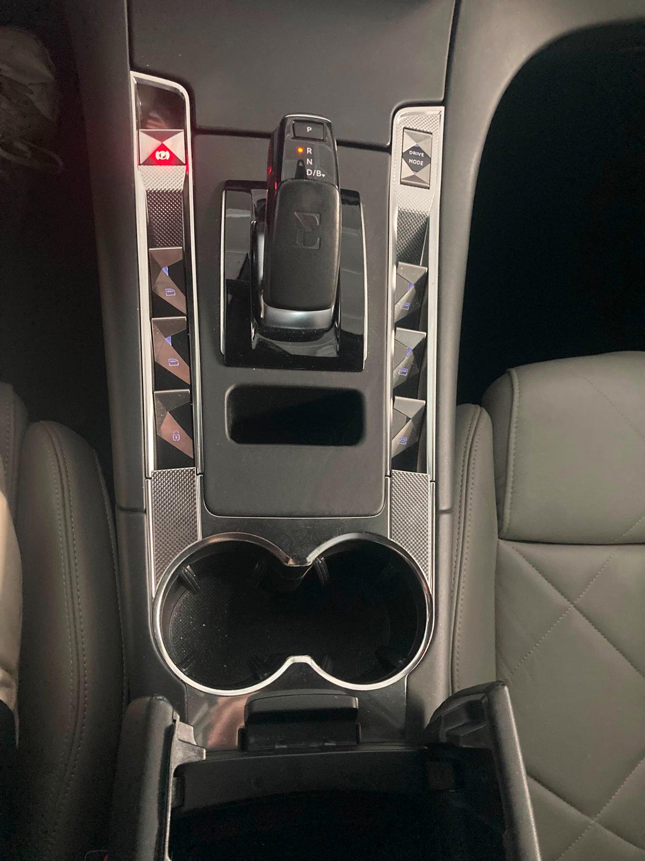 DS Automobiles 7 Ibrida Plug-in