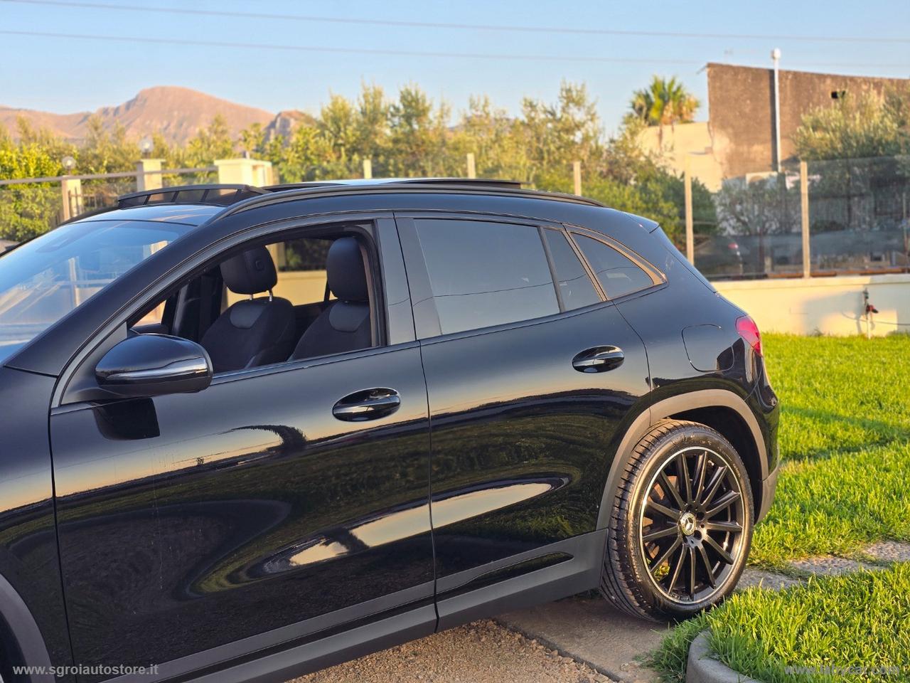 MERCEDES-BENZ GLA 220 d Automatic AMG Premium TETTUCCIO