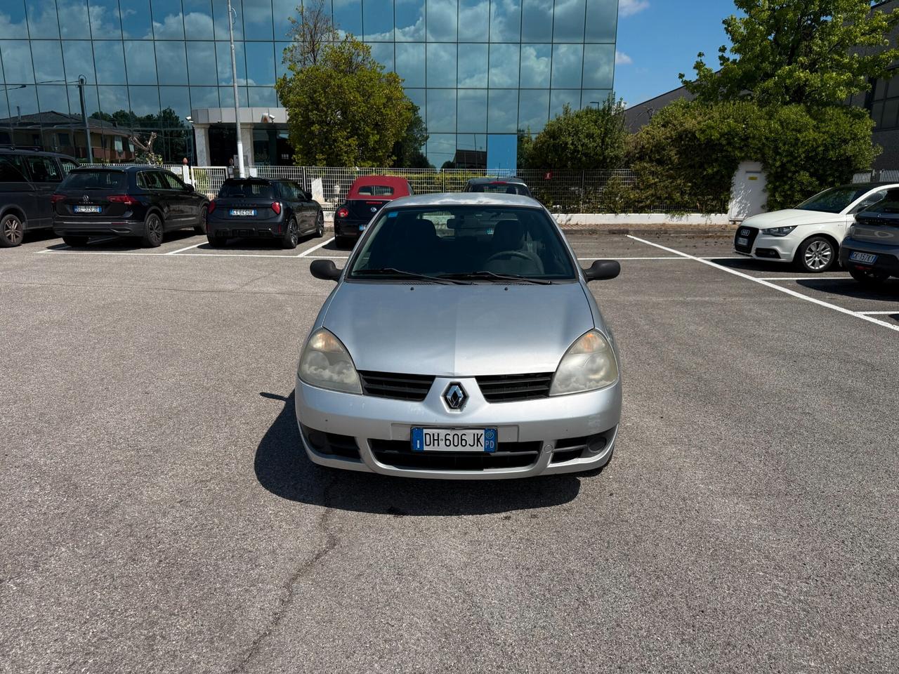 Renault Clio 1.2 16V 3 porte Dynamique